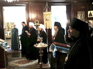 Metropolitan Jonah welcomes Metropolitan Hilarion of Volokolamsk at Chancery