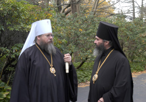 Metropolitan Jonah hosts Patriarchal Archbishop Justinian at OCA Chancery