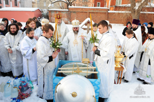 Metropolitan Jonah continues visit to Russia