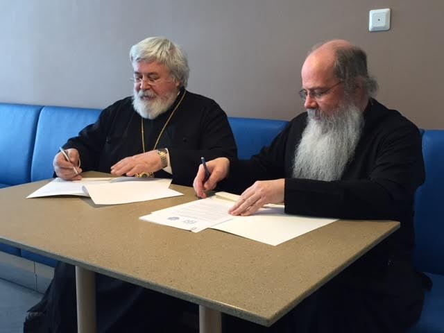 signing